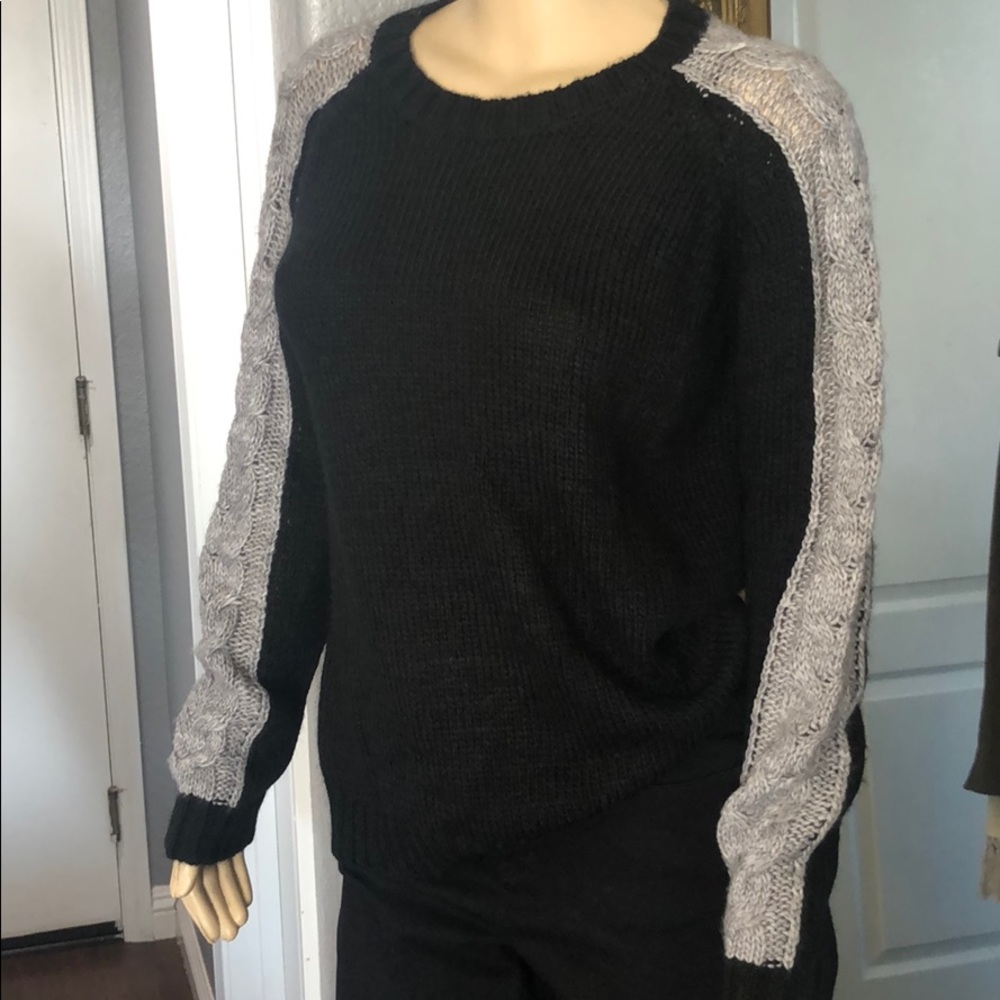 Sweater - Picture 3 of 4